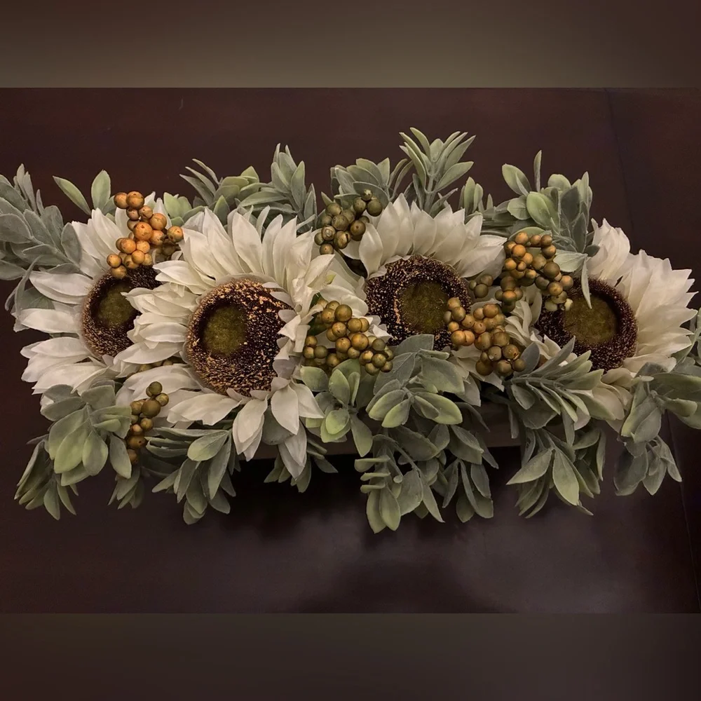 Elegant Green and Cream sunflower 🌻 🤍 Floral Arrangement